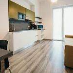Al 13 - Lakeside Leisure & Business Stresa