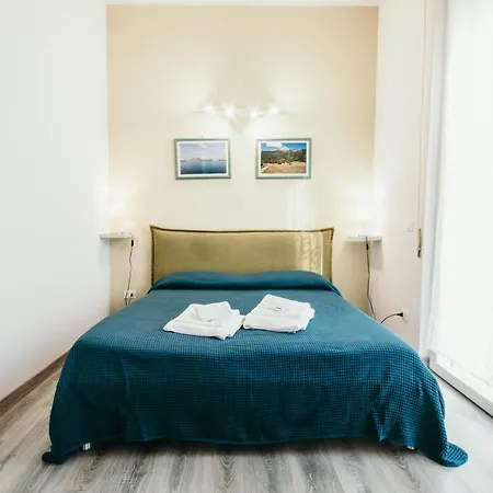 شقة Al 13 - Lakeside Leisure & Business *